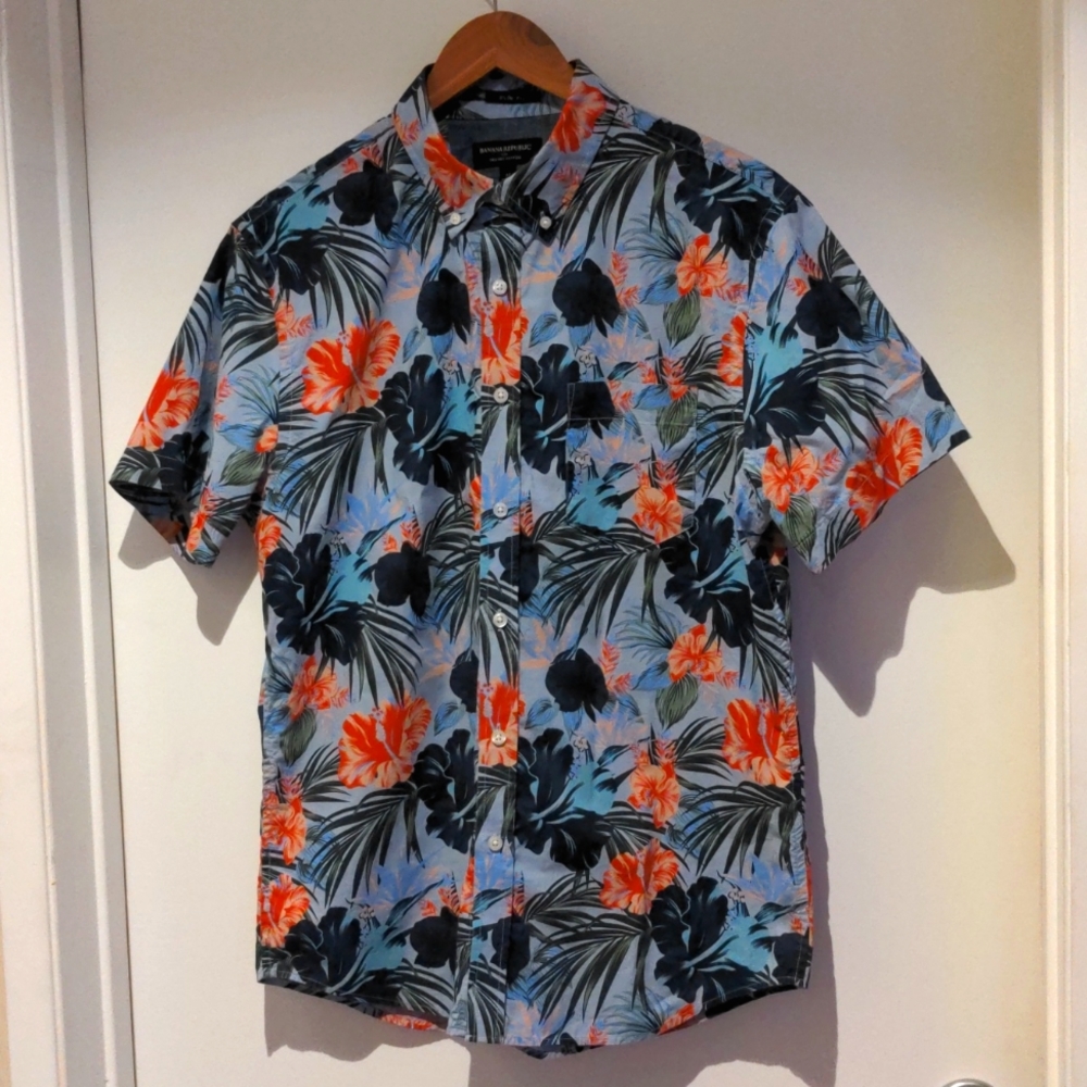 Banana Republic Slim Fit Shirt, Medium, Large Floral Print
